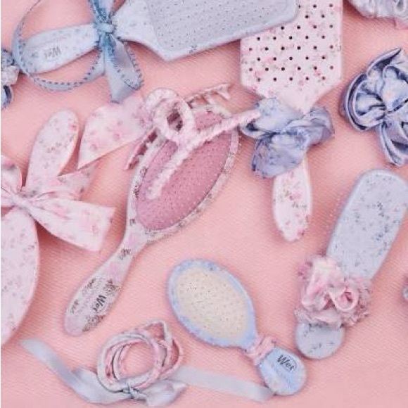 Goody x LoveShackFancy Seamless Elastics & Large Satin Scrunchies Bundle - Picture 5 of 5